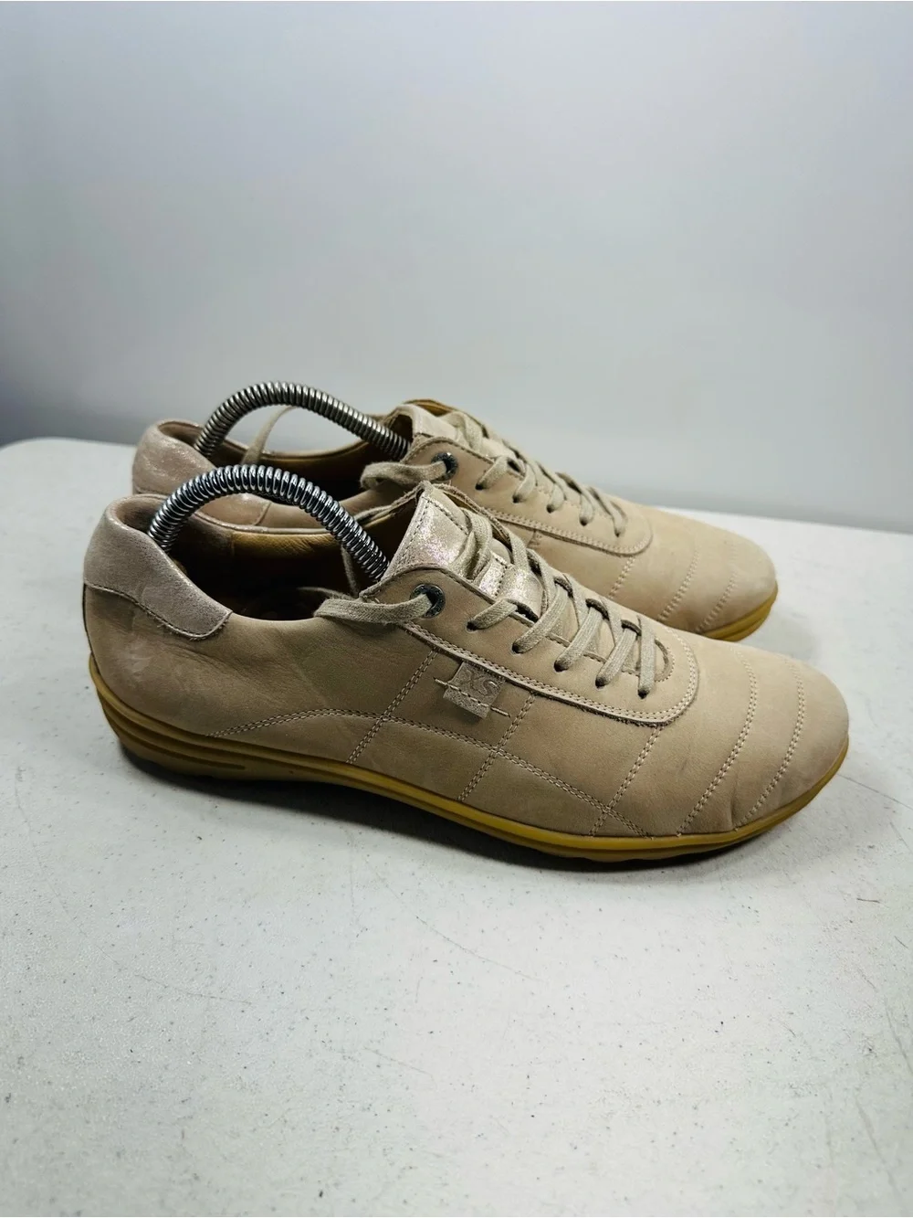 Mephisto Shoes Womens 9 Laser Trainer Sneaker Beige Leather Round Toe Lace Up